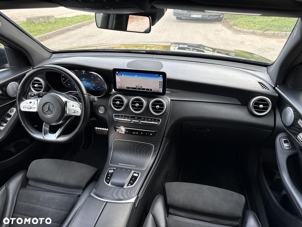 Mercedes-Benz GLC - 22