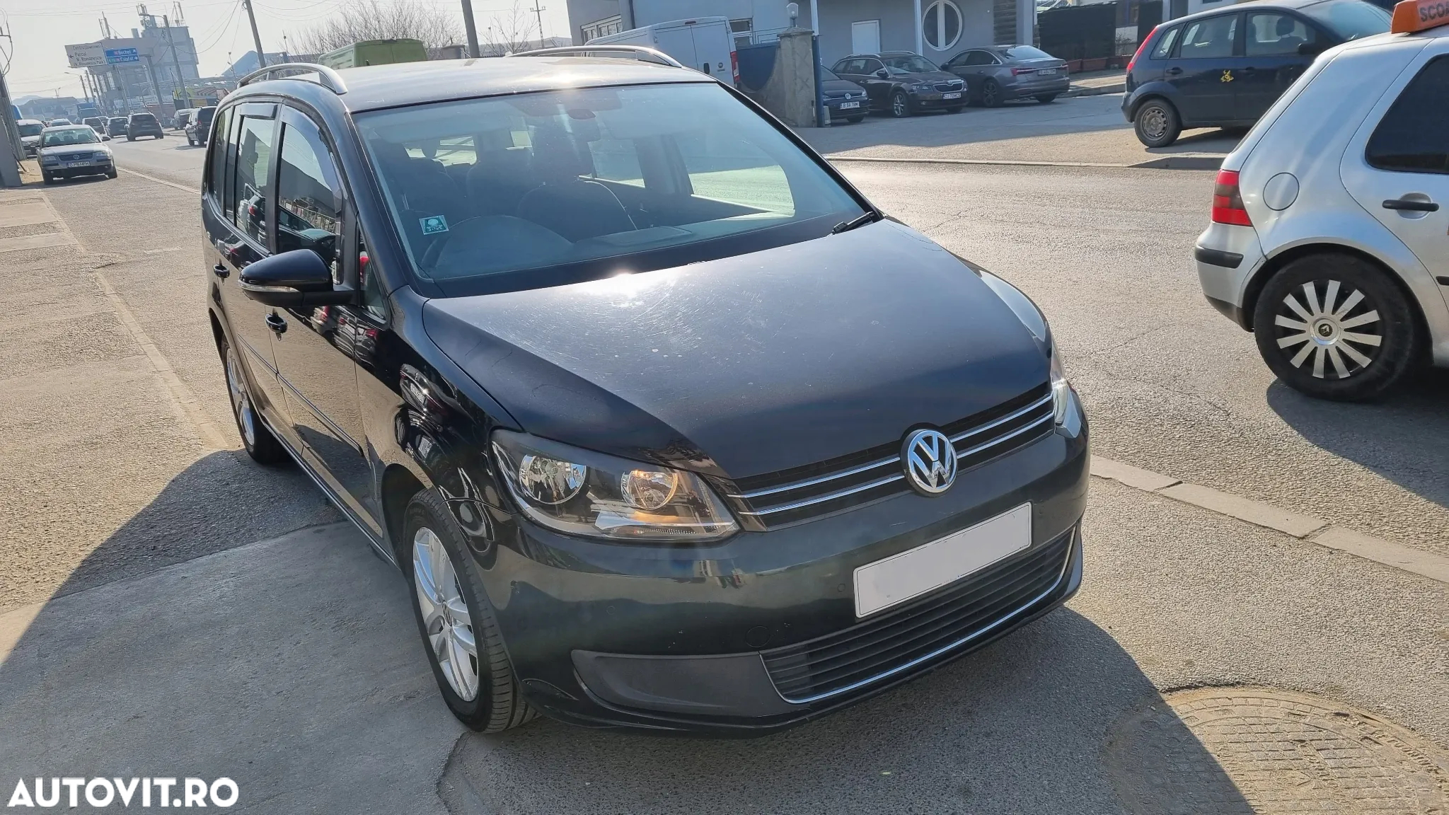 Dezmembrari piese auto VW Touran 1.6 CAY 7 locuri - 2