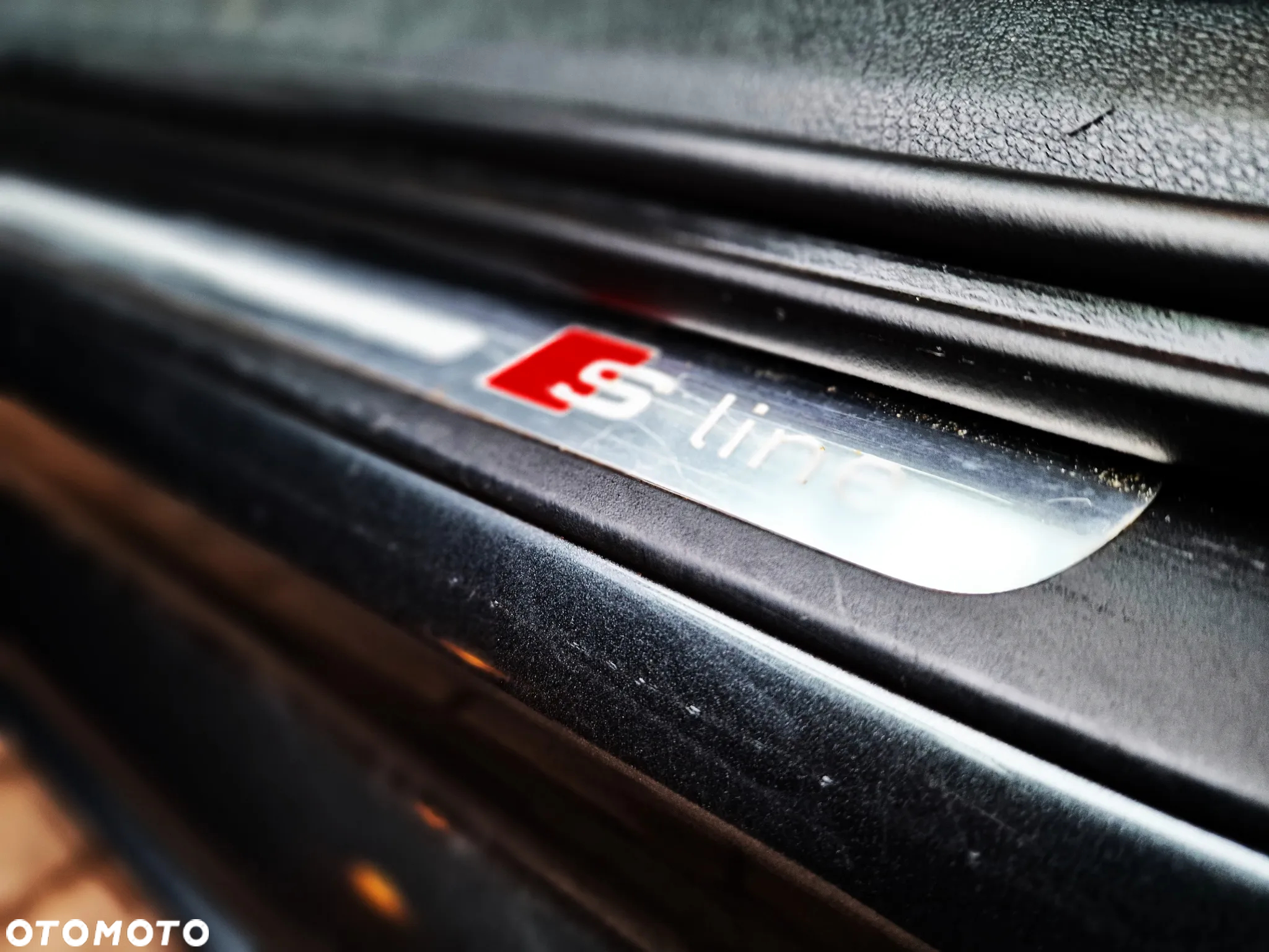 Audi A6 Avant 2.0 TDI quattro S tronic - 38