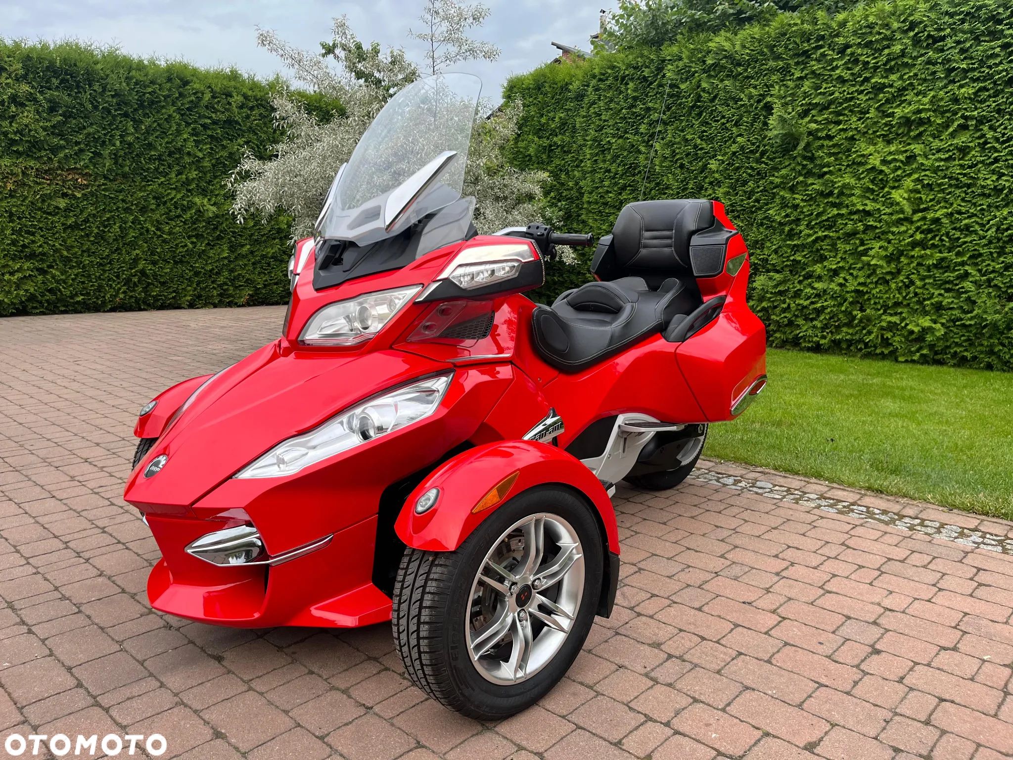 Can-Am Spyder - 1