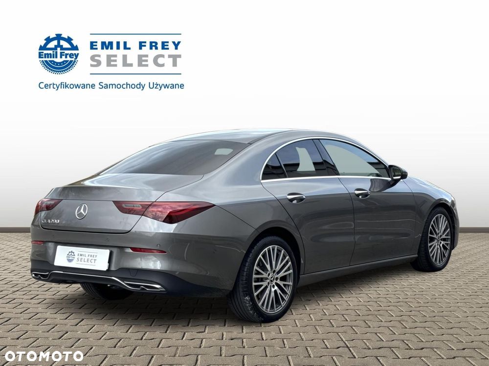 Mercedes-Benz CLA - 5