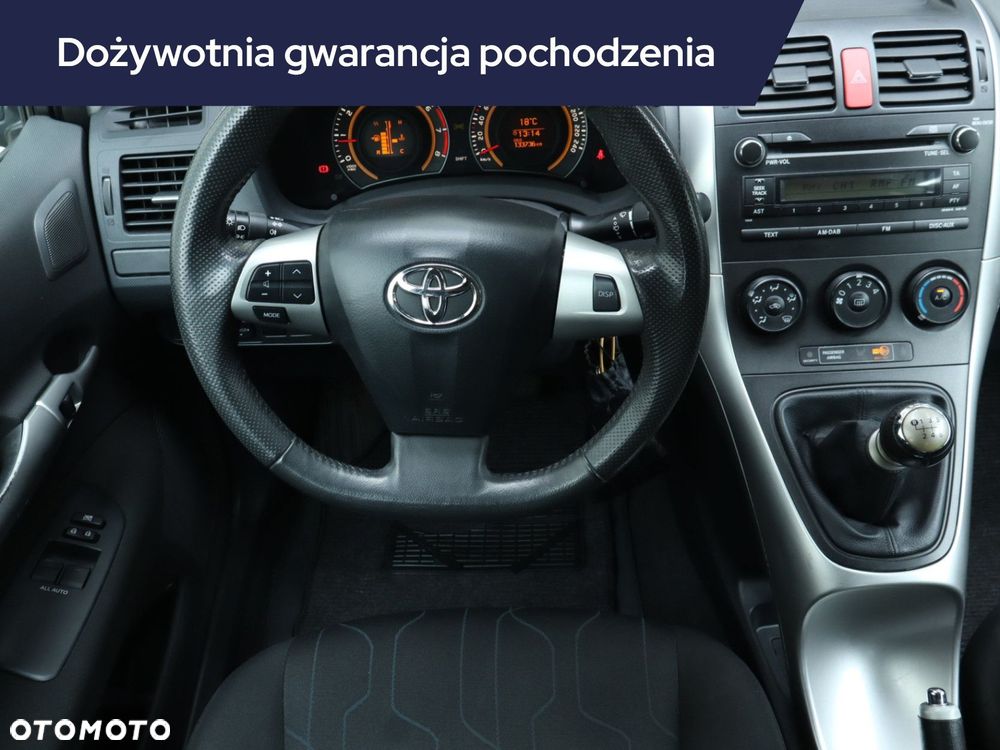 Toyota Auris - 9