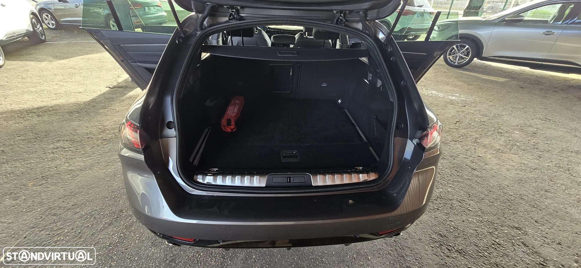 Peugeot 508 SW 1.6 Hybrid GT Line e-EAT8 - 46