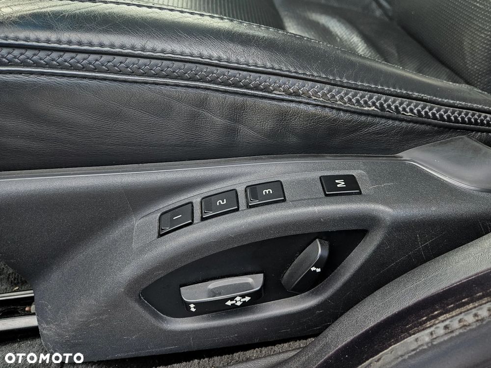 Volvo XC 70 - 14