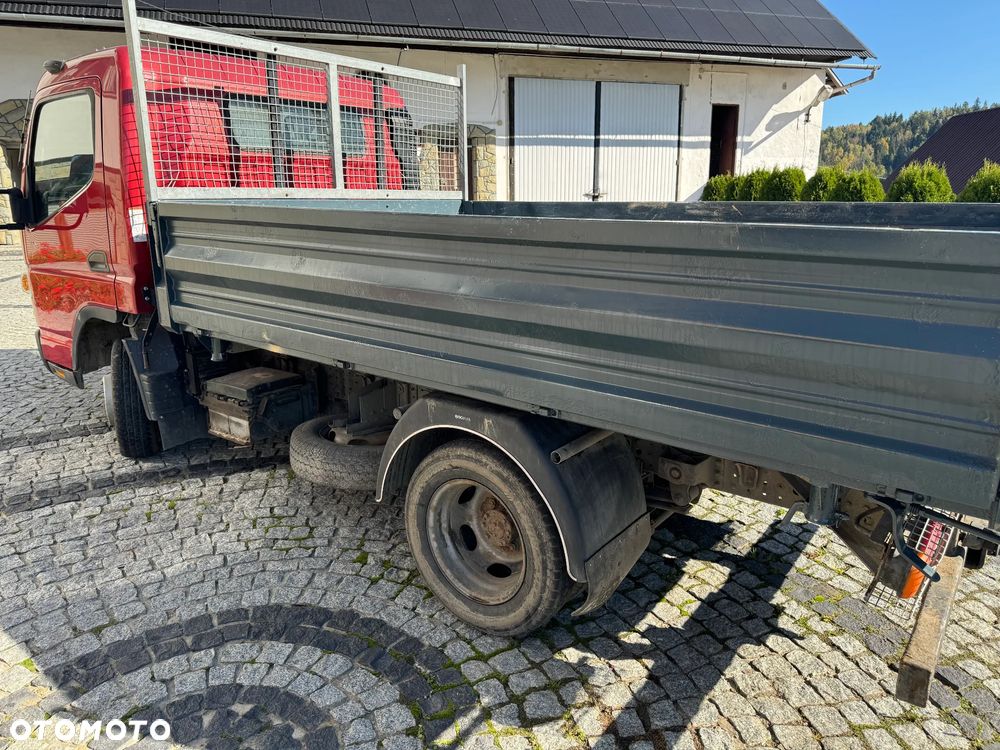 Mitsubishi FUSO CANTER - 4