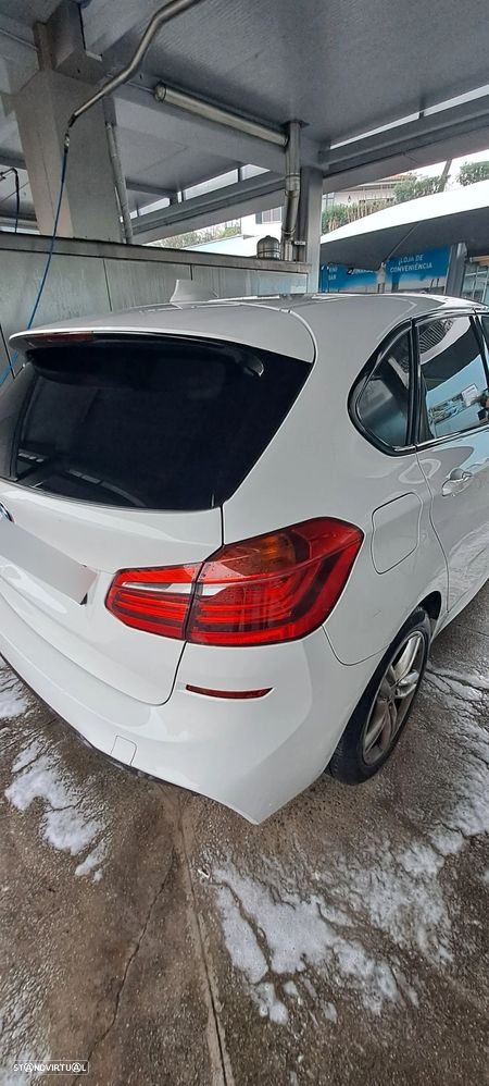 BMW 216 Active Tourer d Pack M - 11