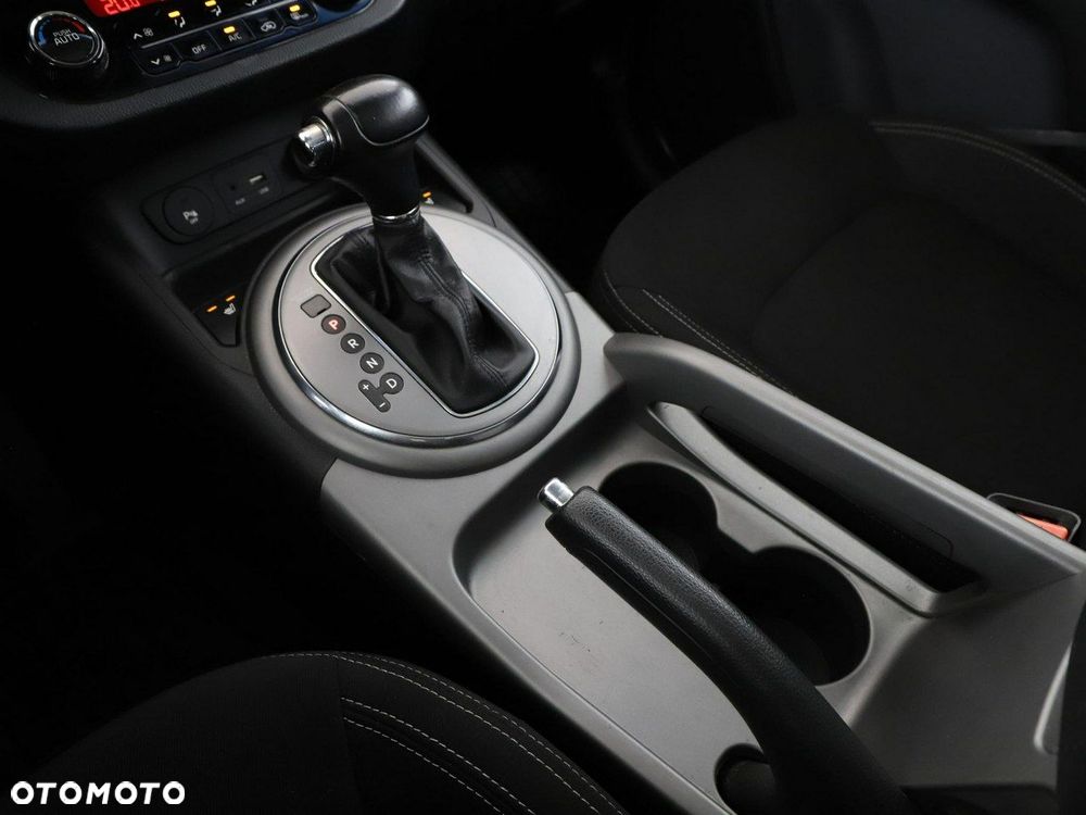 Kia Sportage 1.6 GDI M 2WD - 29