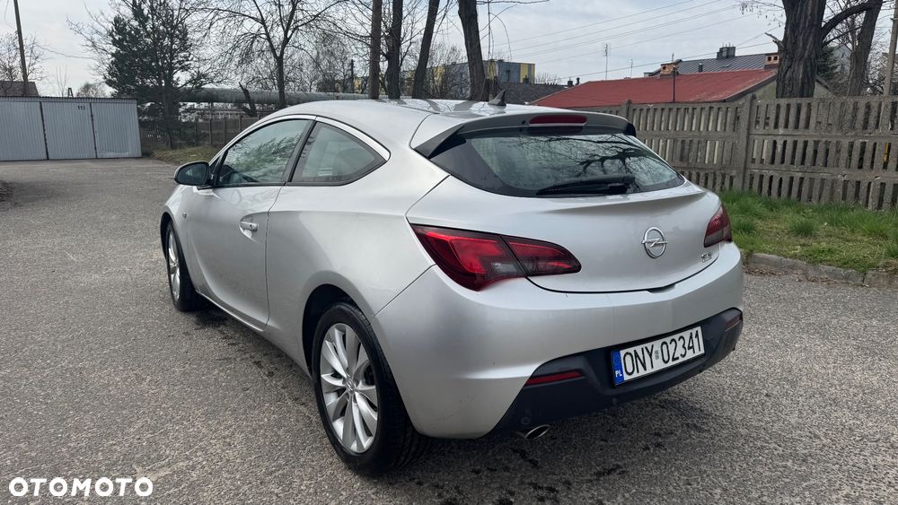 Opel Astra 2.0 CDTI ecoFLEX Start/Stop - 12