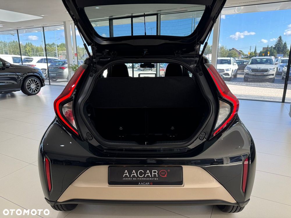 Toyota Aygo X 1.0 VVT-i Style CVT - 15