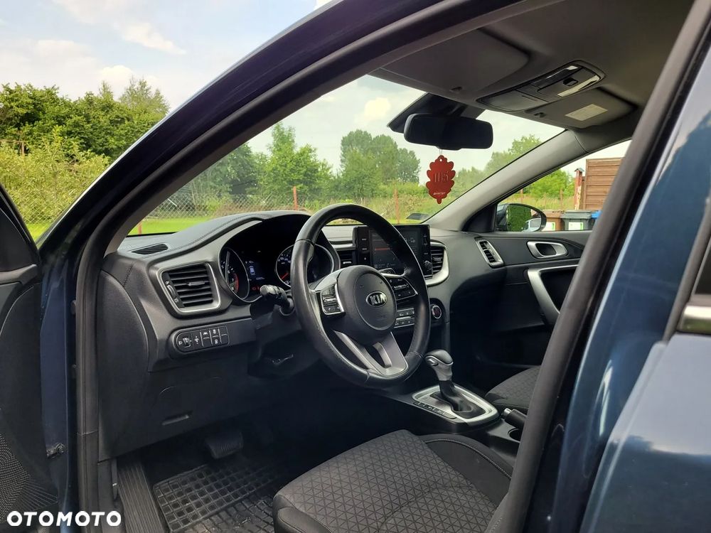 Kia Ceed 1.4 T-GDI L DCT - 9