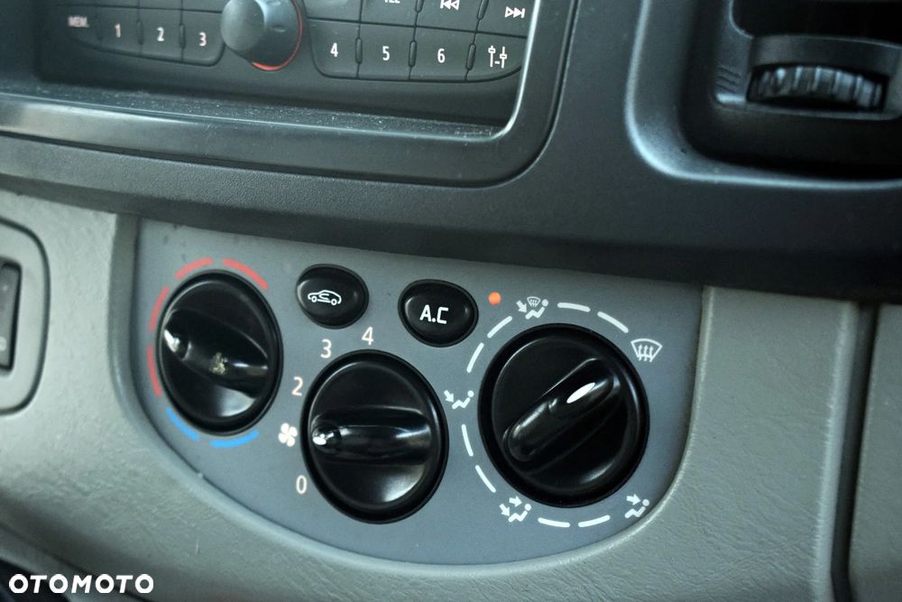 Nissan primastar - 7