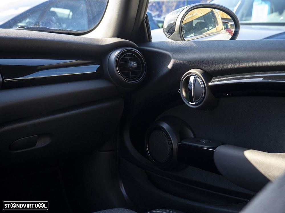 MINI 3 Portas Cooper SE - 29