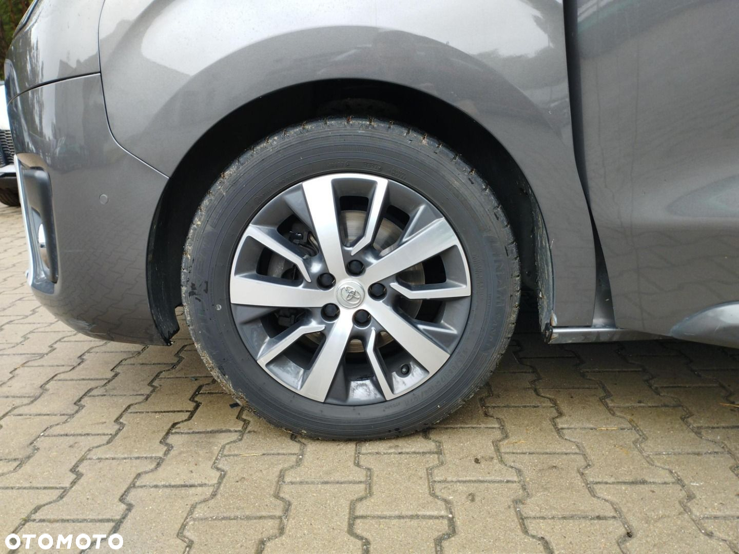 Toyota Proace Verso - 27