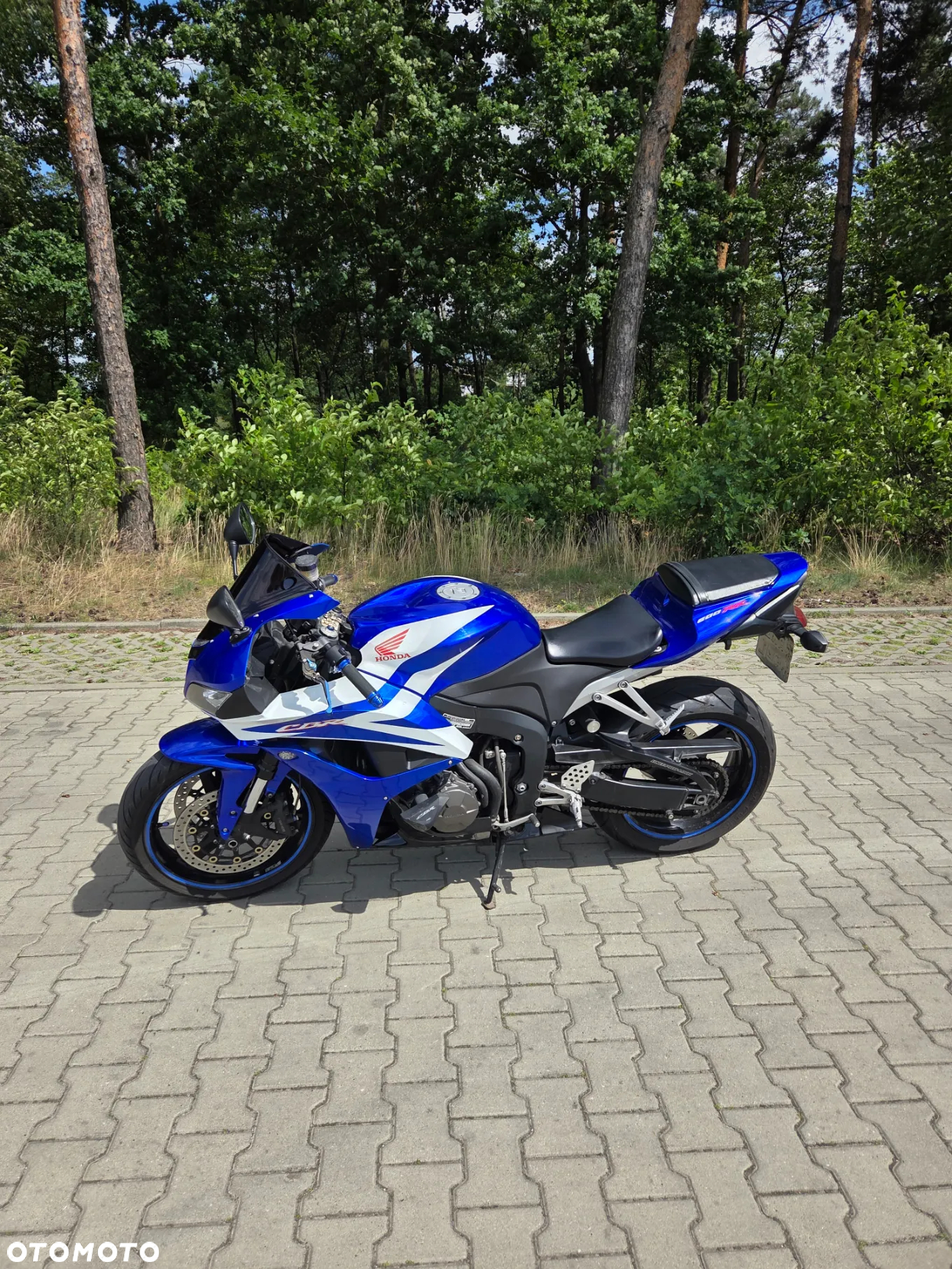 Honda CBR - 7