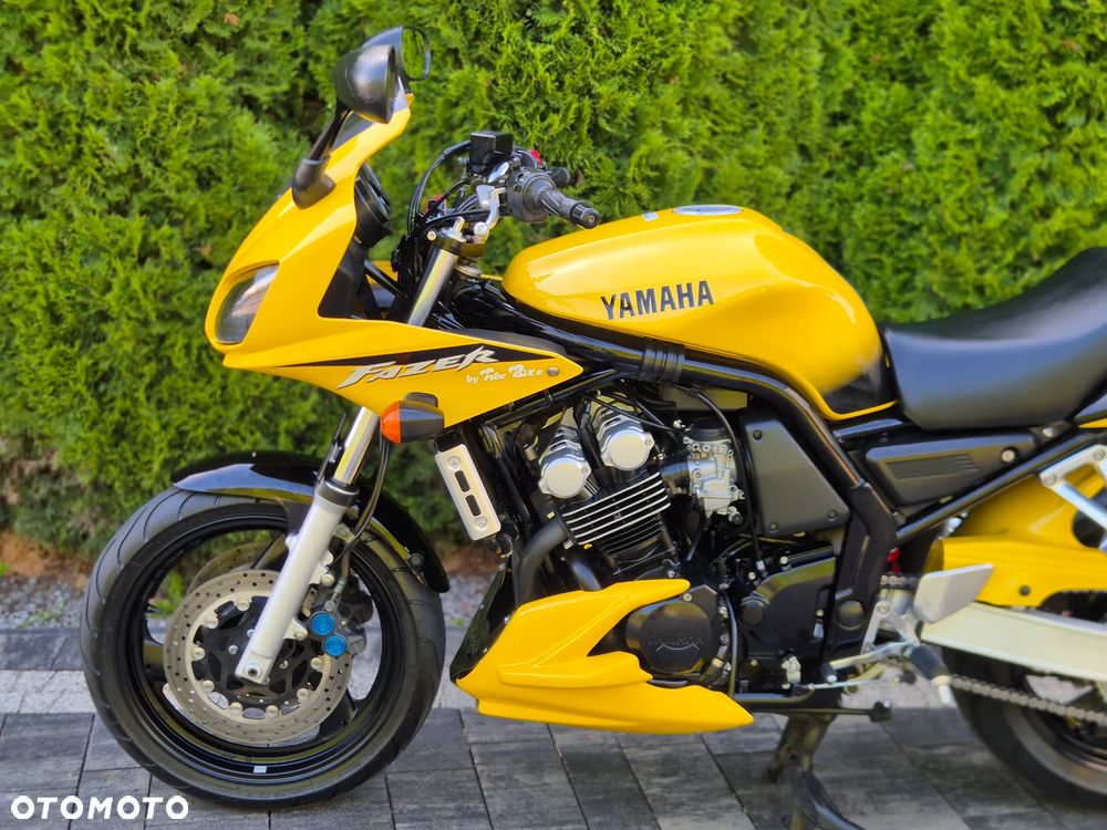 Yamaha FZ6 - 32