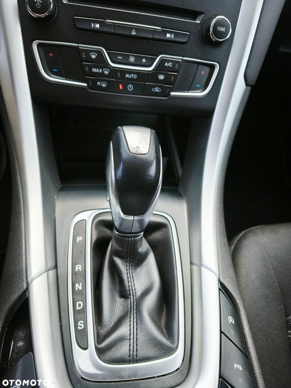 Ford Mondeo 2.0 EcoBlue Business Edition - 24