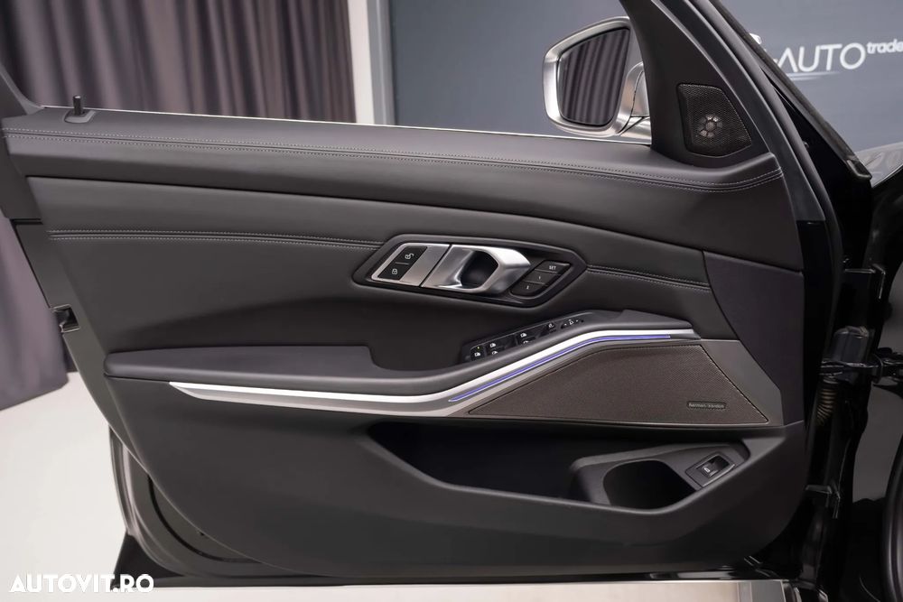 BMW M3 Competition xDrive AT - 15