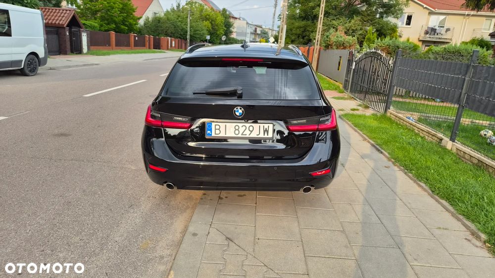 BMW Seria 3 - 23