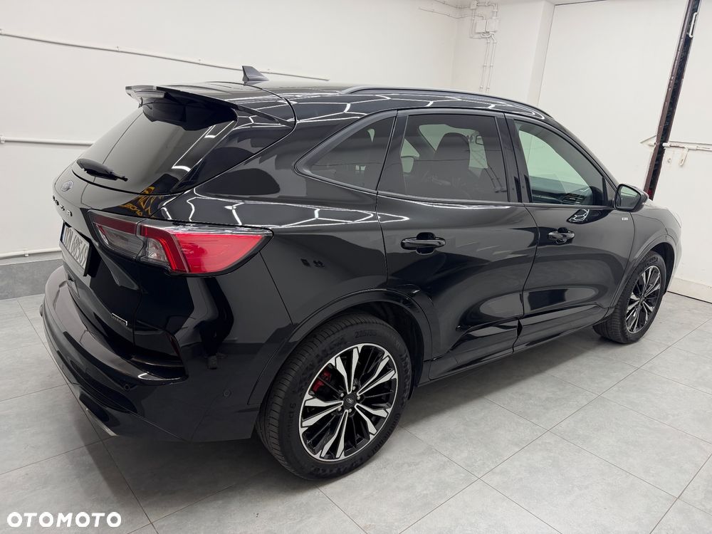 Ford Kuga 2022 photo 3