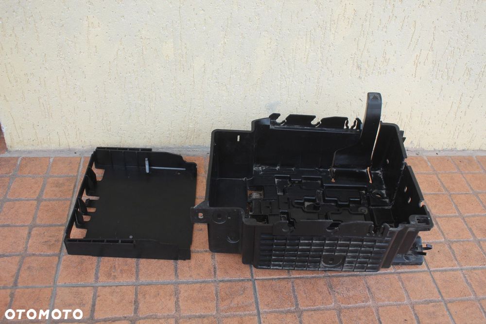 PODSTAWA OBUDOWA AKUMULATORA CITROEN C3 I 9656705880 - 1