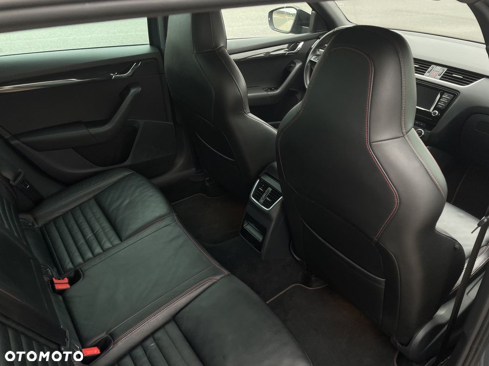 Skoda Octavia 2.0 TDI SCR RS DSG - 13