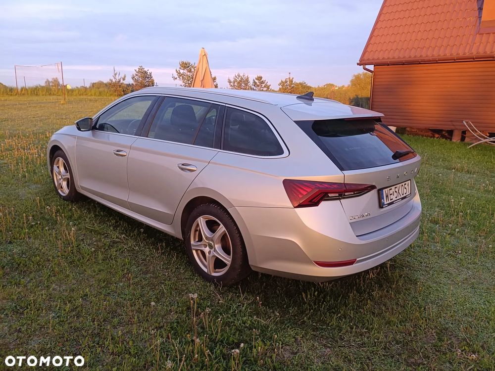 Skoda Octavia 2.0 TSI 4x4 Style DSG - 5