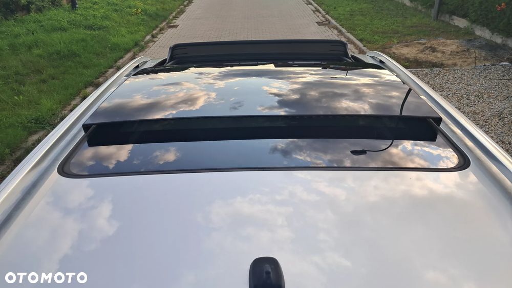 Volkswagen Touran 1.4 TSI (BlueMotion Technology) DSG SOUND - 30