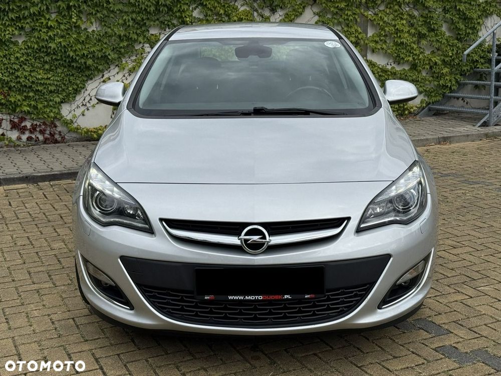 Opel Astra 1.4 T Active EU6 - 4