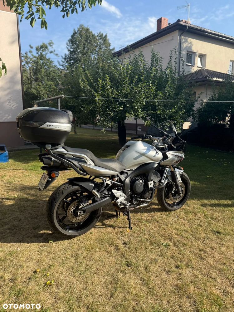 Yamaha FZ6 - 2