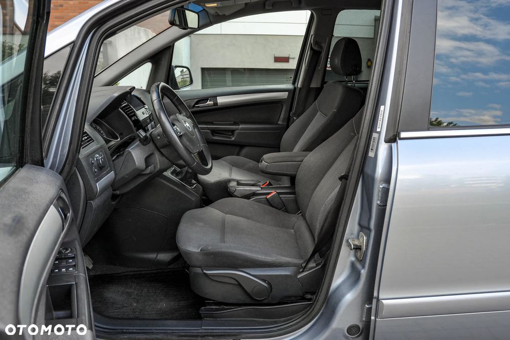 Opel Zafira - 7