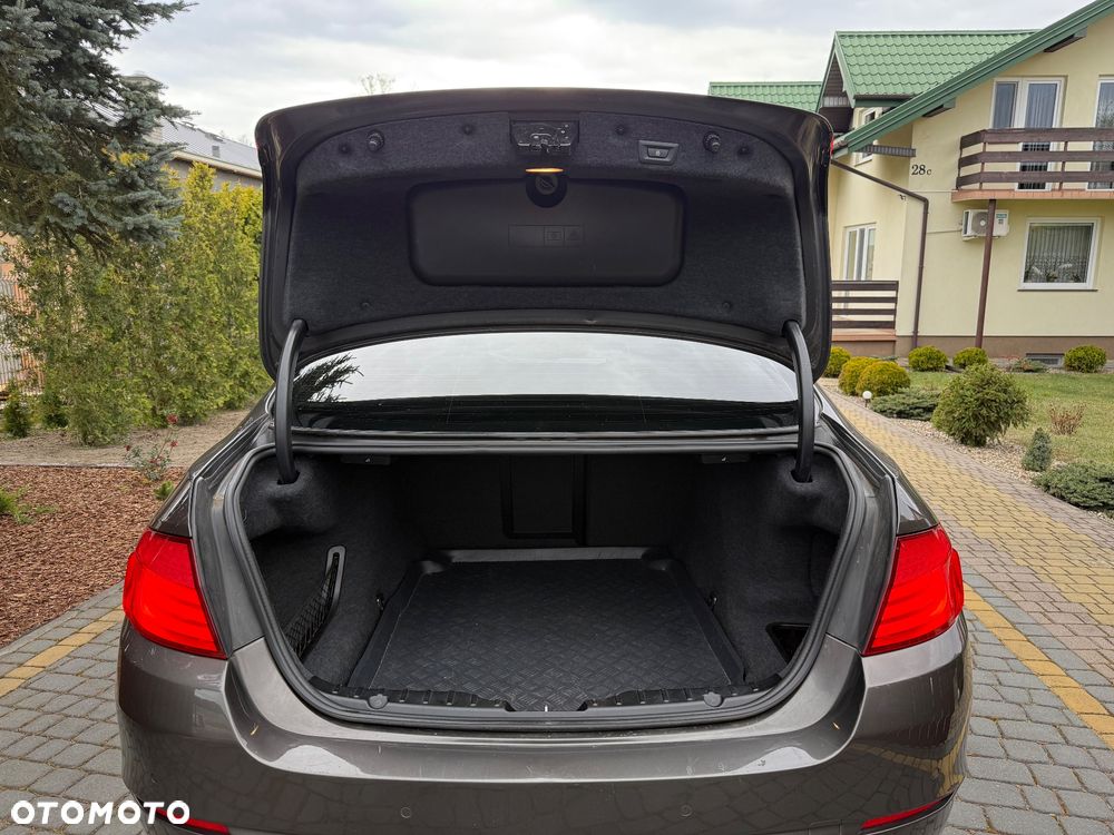 BMW Seria 5 520d - 9