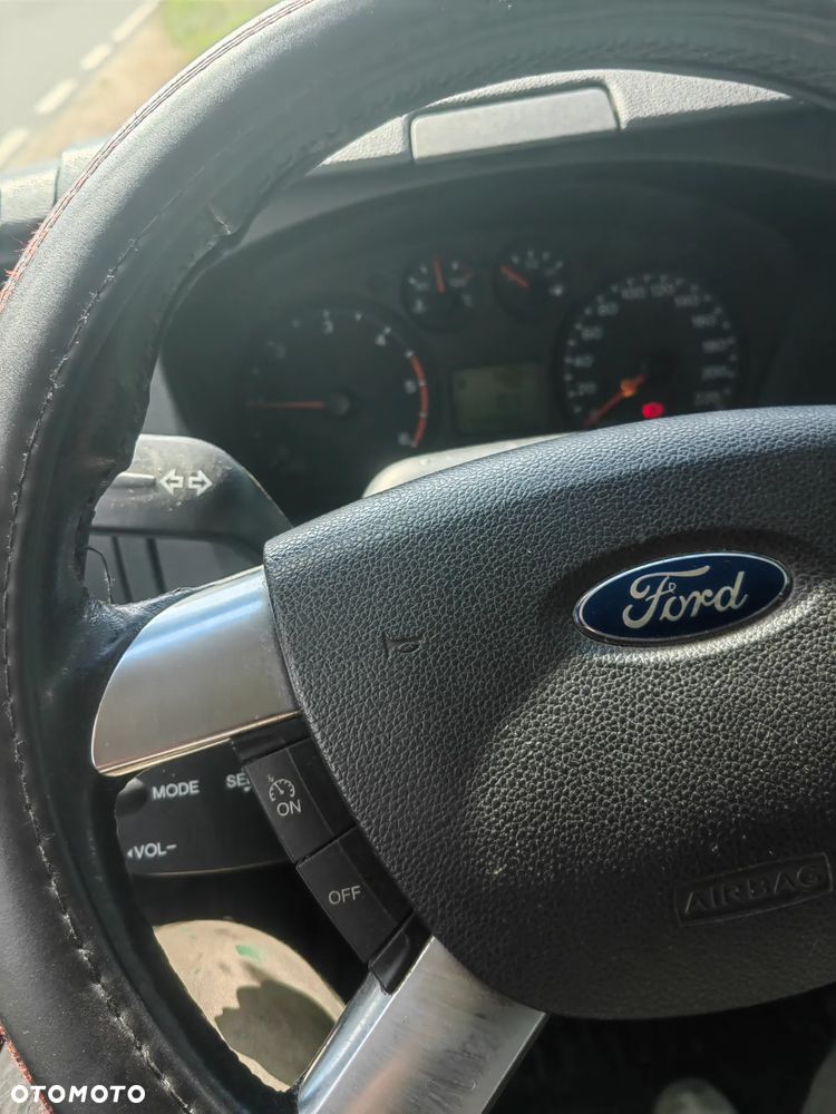 Ford Transit - 9