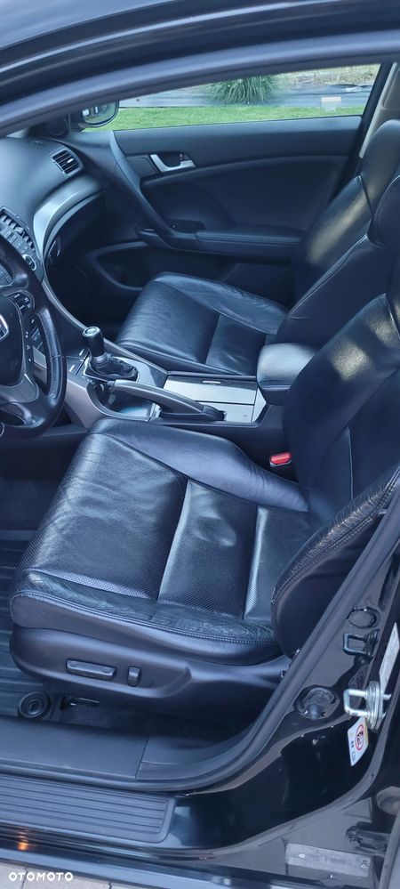 Honda Accord 2.0 Executive Navi - 10