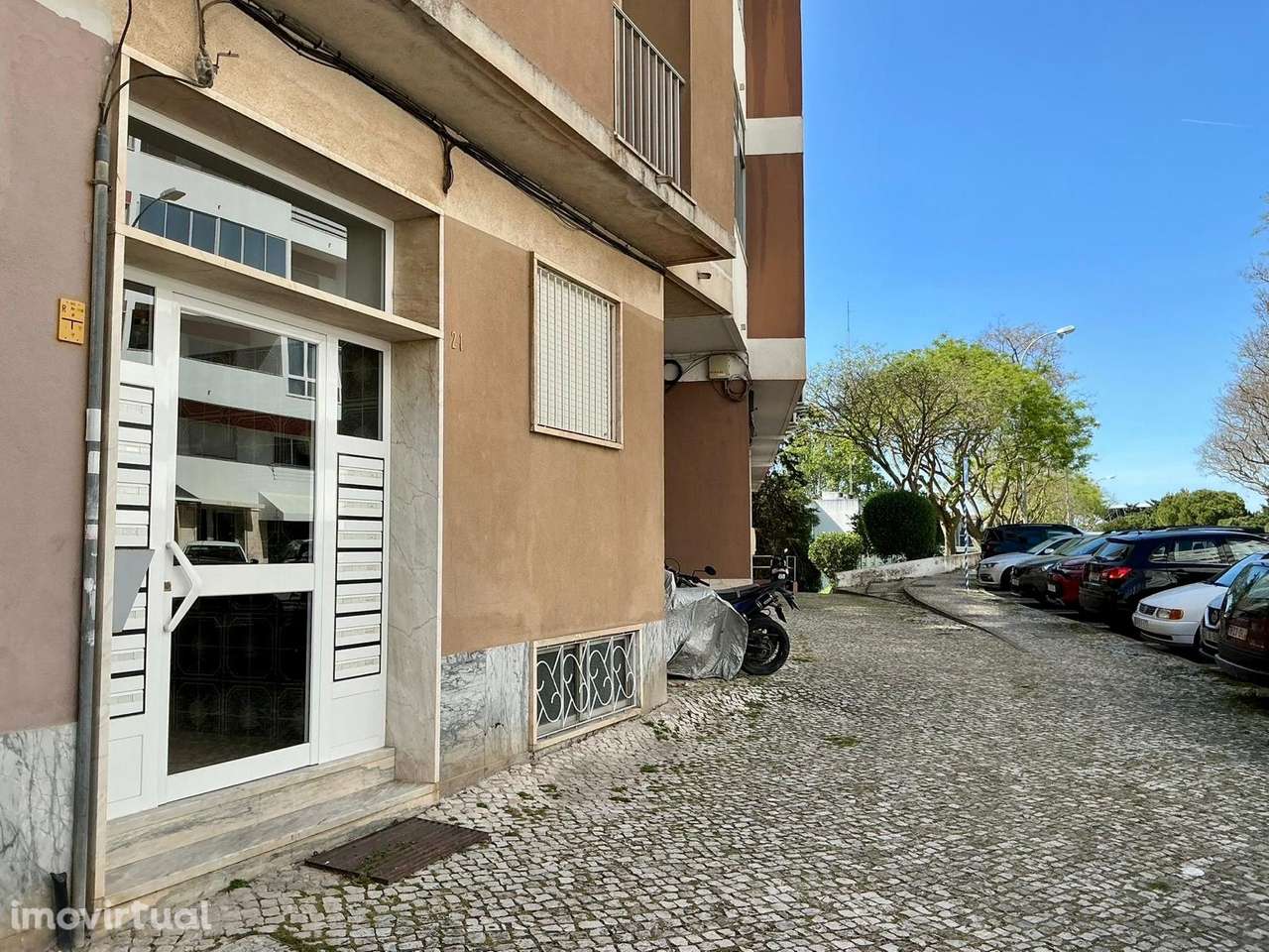 T1 amplo com vista mar a 5 min da estação de Paço de Arcos - Grande imagem: 4/16