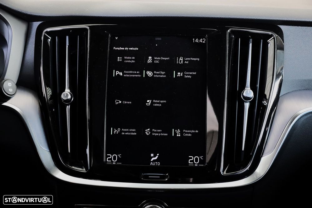 Volvo V60 2.0 B4 Momentum Plus Geartronic - 26