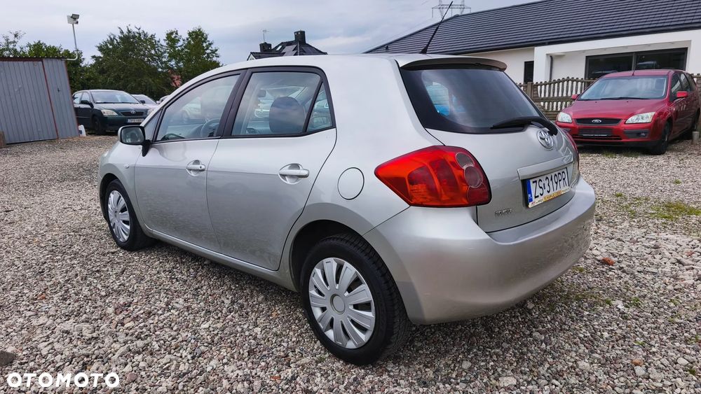 Toyota Auris 2.0 D-4D Luna - 11