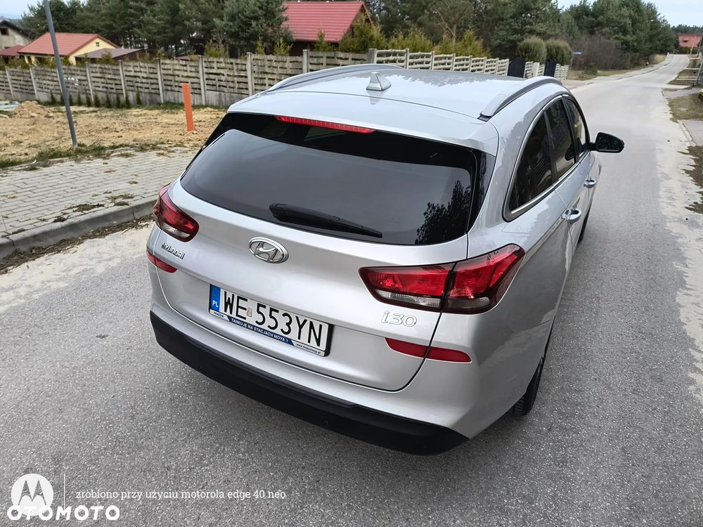 Hyundai i30 1.6 D GO Plus - 14