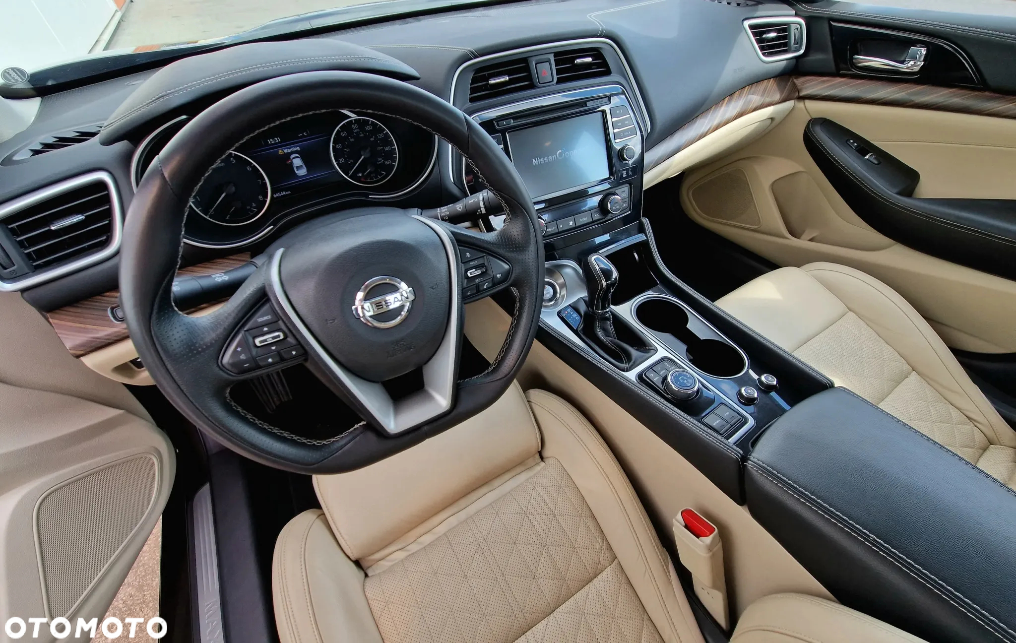 Nissan Maxima - 27