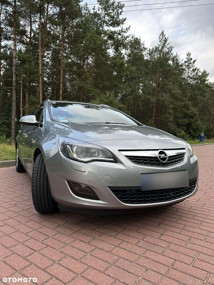 Opel Astra 2.0 CDTI DPF Cosmo - 9