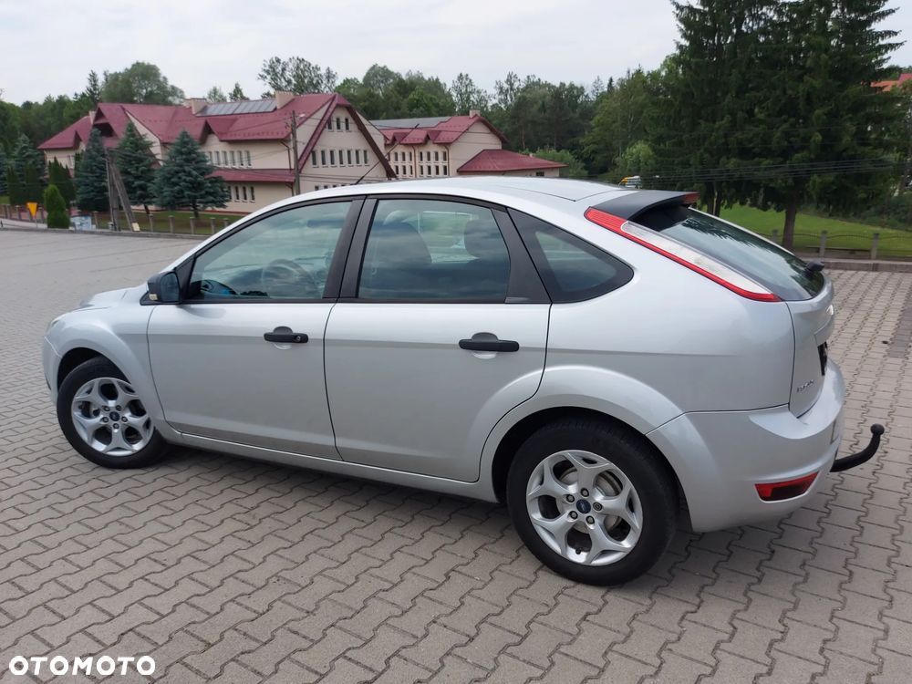 Ford Focus - 8