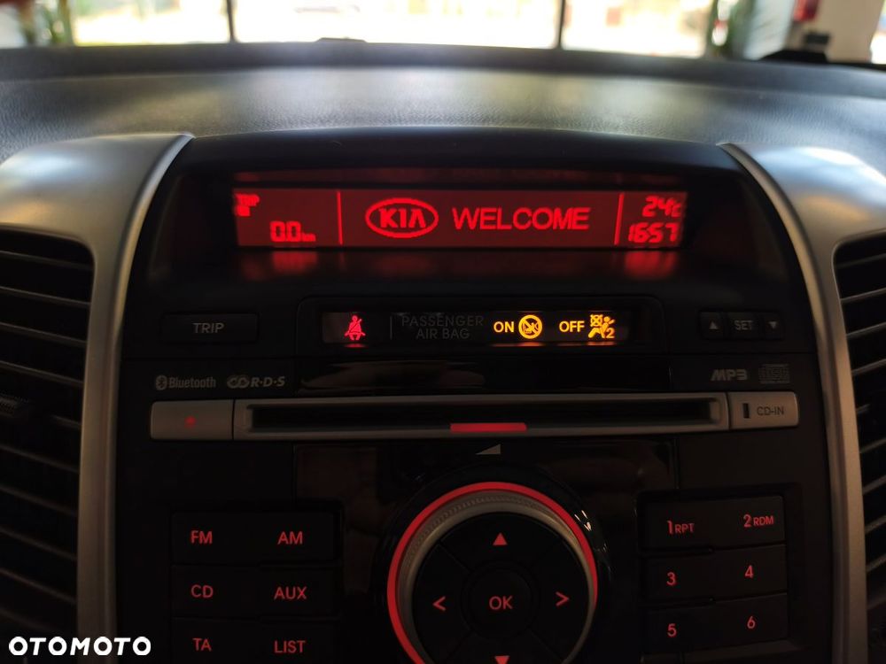 Kia Venga 1.4 Business Line - 13