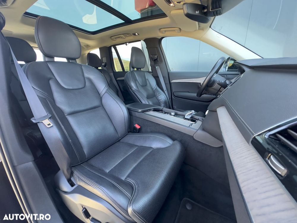 Volvo XC 90 T8 AWD Recharge Geartronic Inscription Edition - 34
