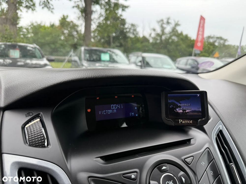 Ford Focus 1.6 Ti-VCT Sport - 34