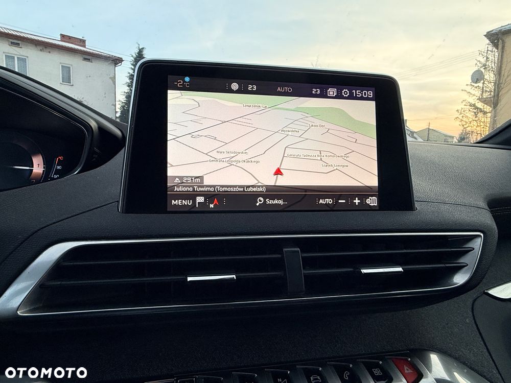 Peugeot 5008 BlueHDi 150 Allure - 23