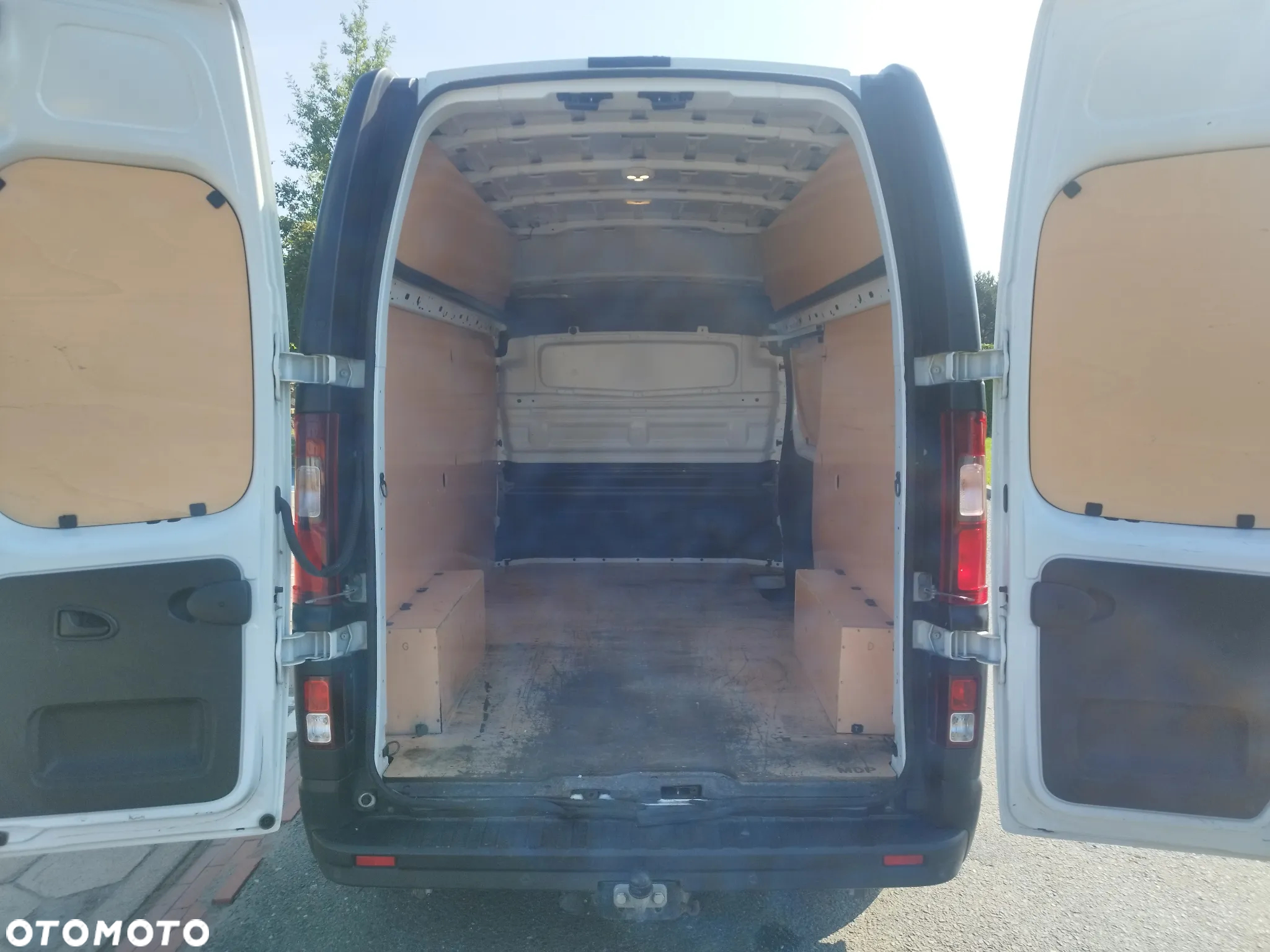Renault Trafic - 9