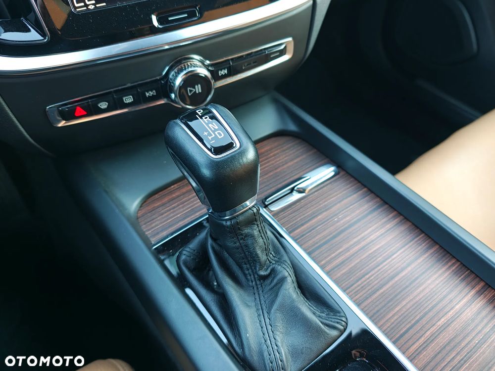 Volvo S60 T4 Inscription - 21