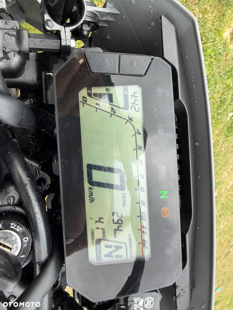 Honda CRF - 4