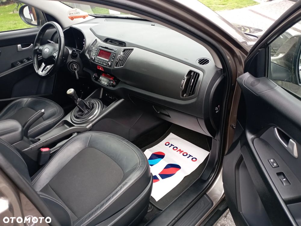 Kia Sportage 2.0 CVVT 2WD Attract - 18