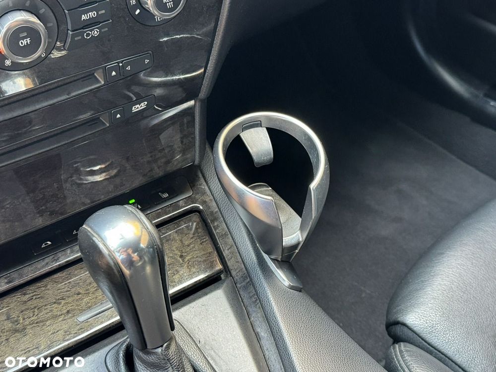 BMW Seria 6 650 i - 39