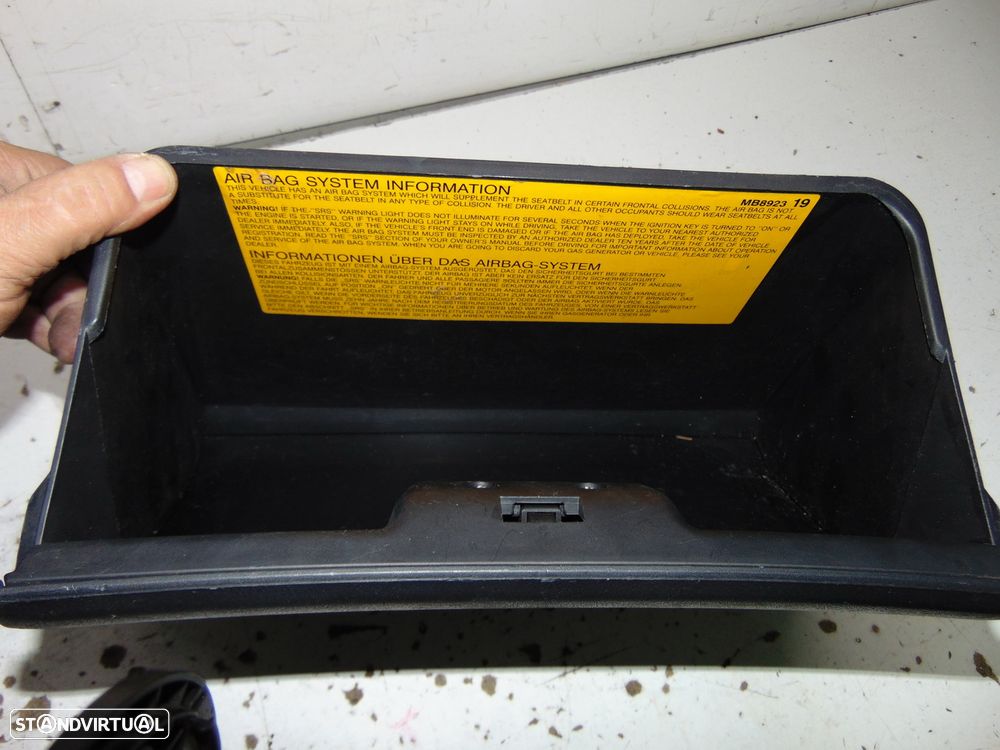 Mitsubishi space star/cargo porta luvas - 4